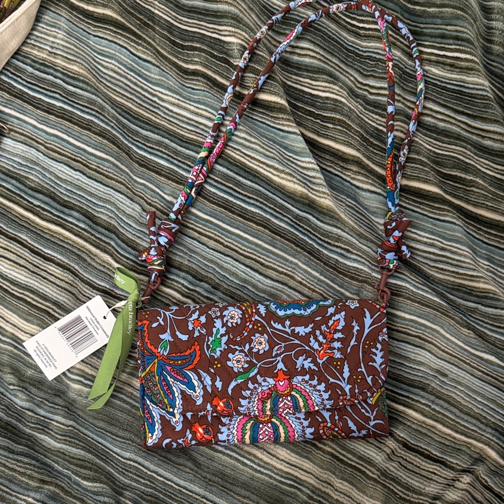 Vera Bradley Wildwood Wallet Crossbody